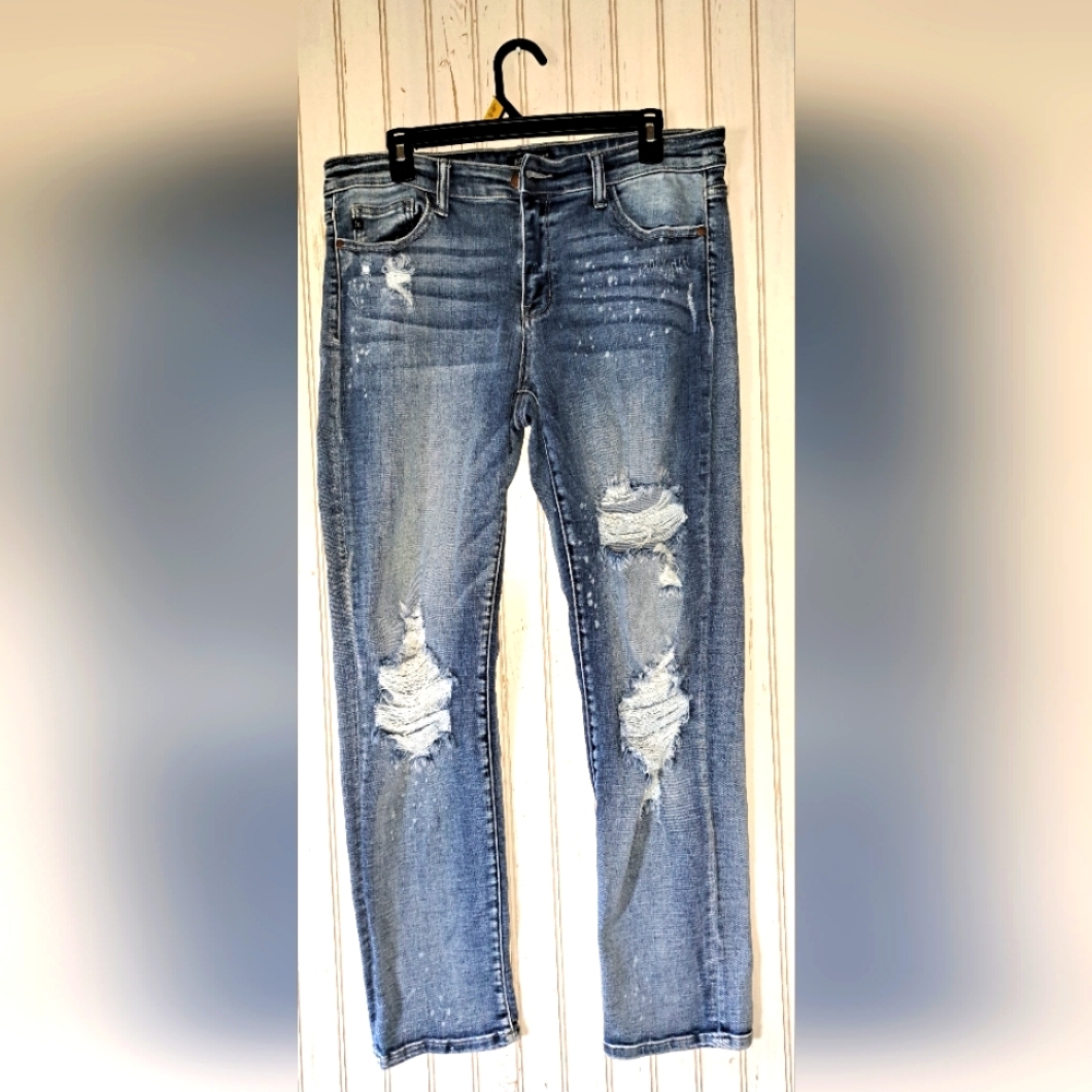 JUDY BLUE Jeans Destroyed 13/31 Boyfriend Fit Distressed Splatter Stretchy
